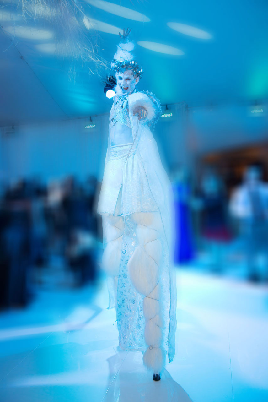 Elegant Corporate Holiday Party for Seven Hundred