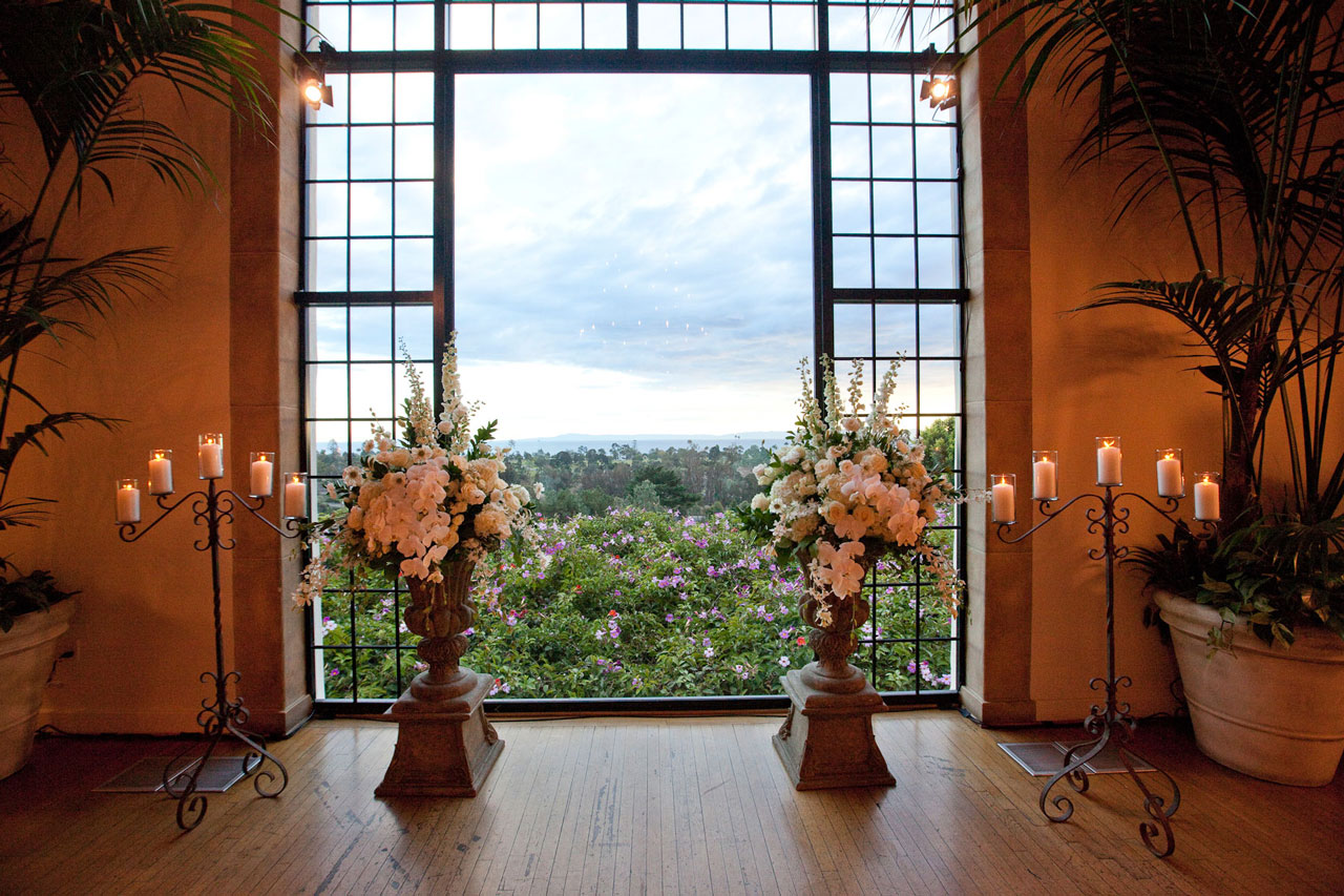 Vintage Travel Inspired Wedding